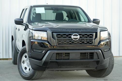 2023 Nissan Frontier S