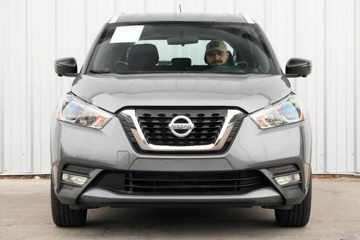 2018 Nissan Kicks SR