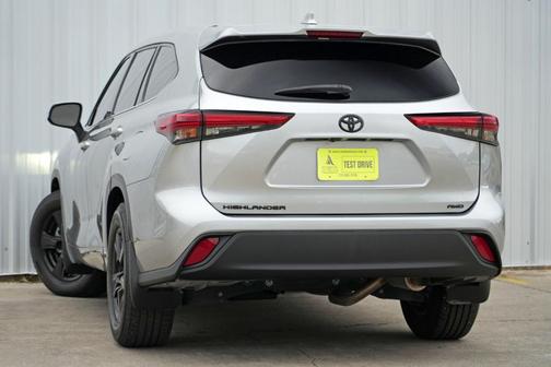 2021 Toyota Highlander L