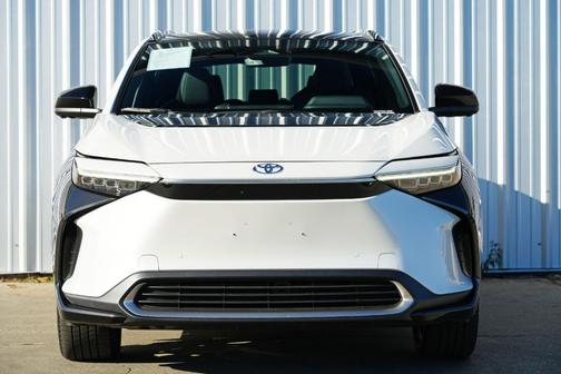 2024 Toyota bZ4X Limited