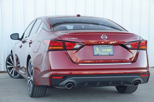 2020 Nissan Altima 2.5 SR