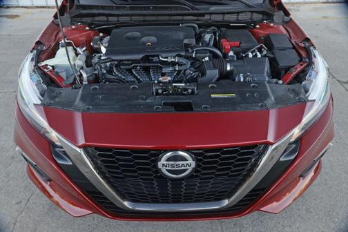 2020 Nissan Altima 2.5 SR