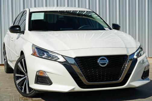 2022 Nissan Altima 2.5 SR