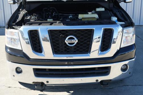 2018 Nissan NV Passenger NV3500 HD SL V8