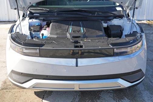 2022 Hyundai IONIQ 5 SEL