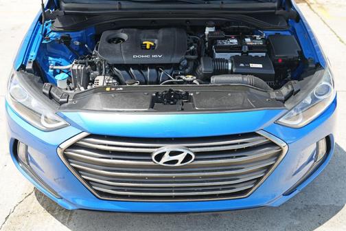2017 Hyundai ELANTRA Limited