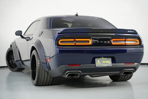 2016 Dodge Challenger SRT 392