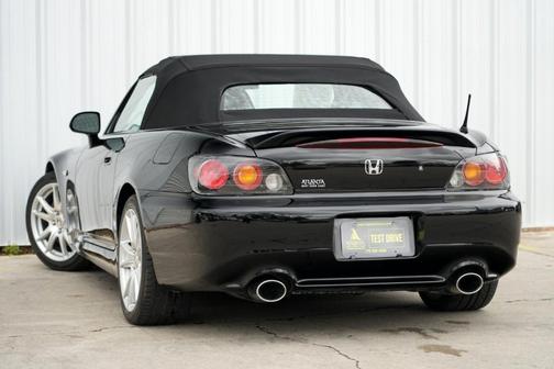 2005 Honda S2000 Base (M6)