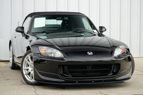2005 Honda S2000 Base (M6)