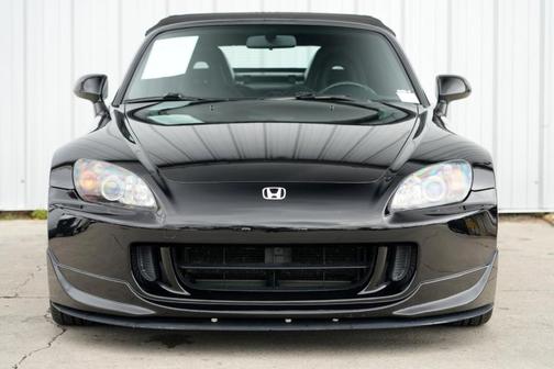 2005 Honda S2000 Base (M6)