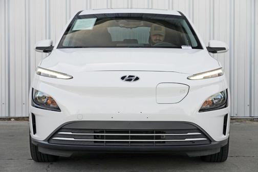 2022 Hyundai KONA EV SEL
