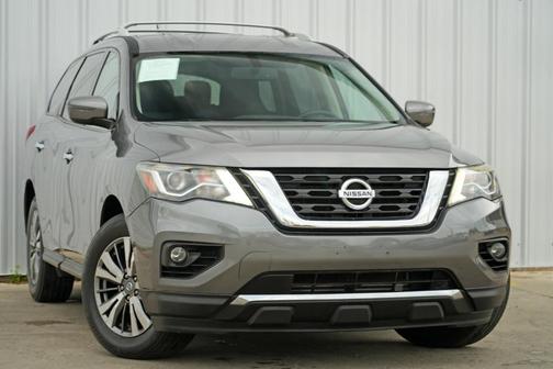 2018 Nissan Pathfinder SV