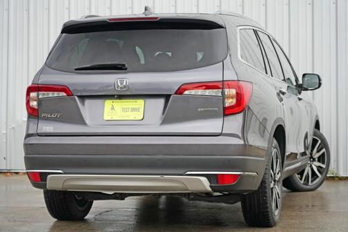 2021 Honda Pilot Touring 8-Passenger