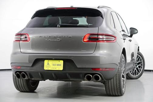 2015 Porsche Macan S