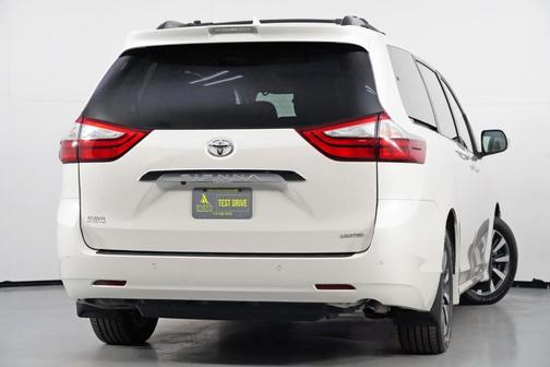 2019 Toyota Sienna Limited