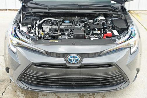 2024 Toyota Corolla Hybrid LE