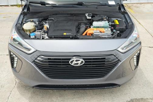 2018 Hyundai IONIQ Hybrid Limited
