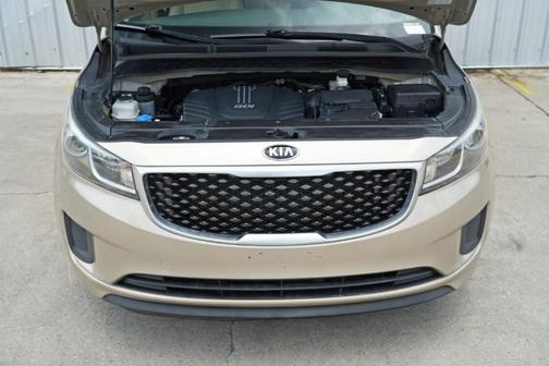 2016 Kia Sedona LX