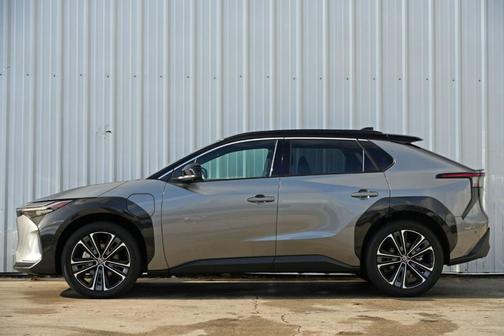 2024 Toyota bZ4X Limited