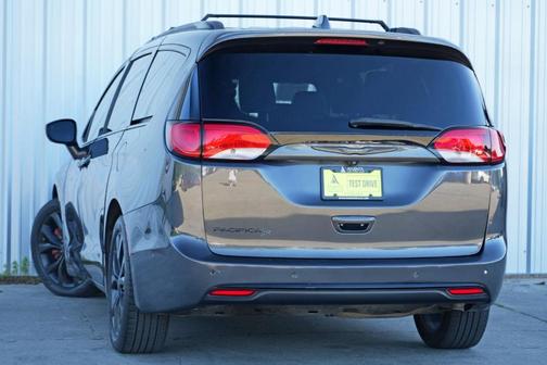 2019 Chrysler Pacifica Touring-L Plus