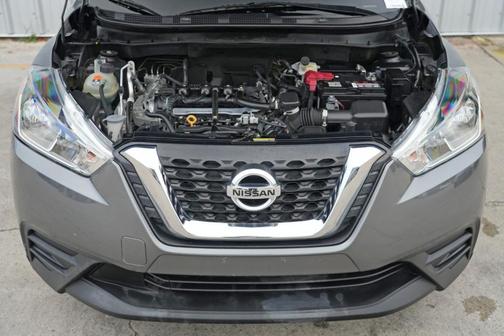2019 Nissan Kicks S