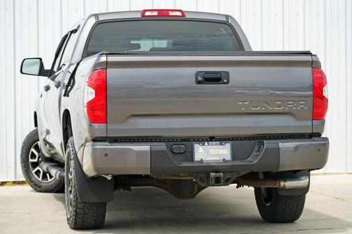 2016 Toyota Tundra SR5