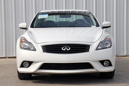 2014 INFINITI Q60 Sport