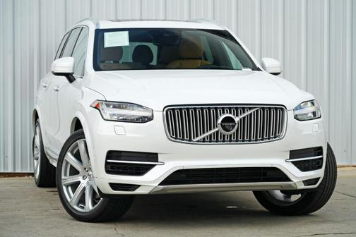 2017 Volvo XC90 Hybrid T8 Inscription