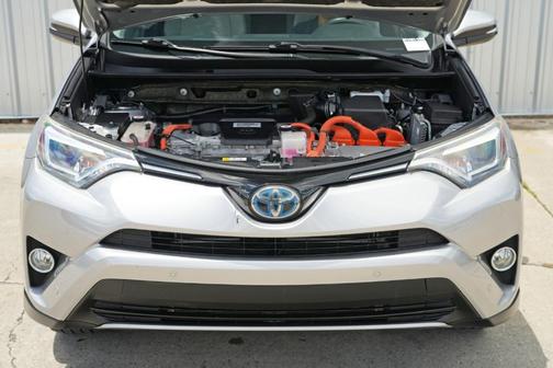 2017 Toyota RAV4 Hybrid Limited