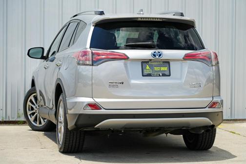 2017 Toyota RAV4 Hybrid Limited