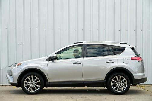 2017 Toyota RAV4 Hybrid Limited