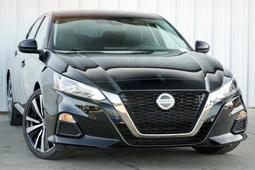 2021 Nissan Altima 2.5 SR