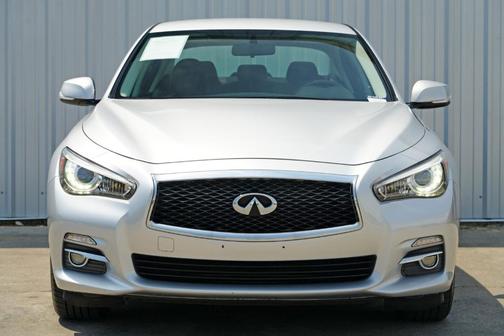 2016 INFINITI Q50 Base