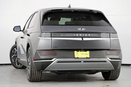 2022 Hyundai IONIQ 5 SEL