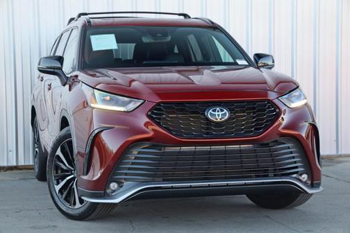 2022 Toyota Highlander XSE