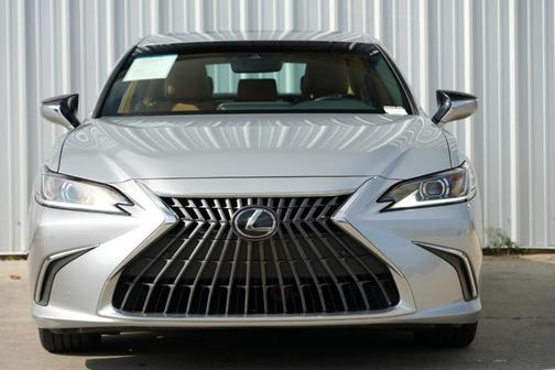 2023 Lexus ES 300h Premium