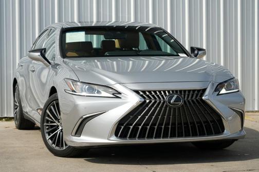 2023 Lexus ES 300h Premium