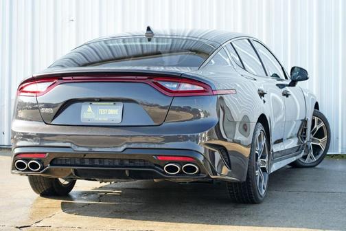 2020 Kia Stinger GT-Line