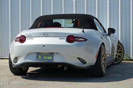 2019 Mazda MX-5 Miata Sport