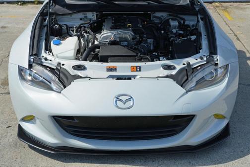 2019 Mazda MX-5 Miata Sport