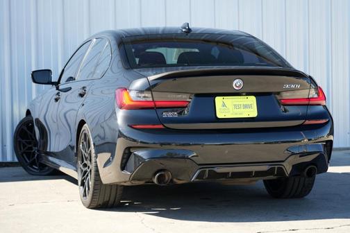 2020 BMW 330 i