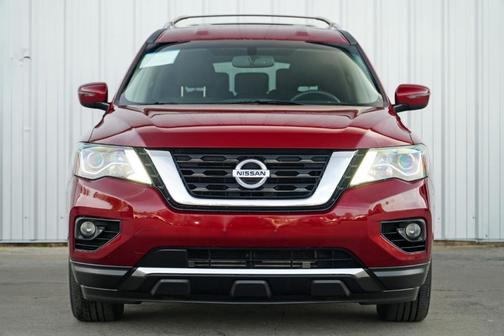 2019 Nissan Pathfinder SV
