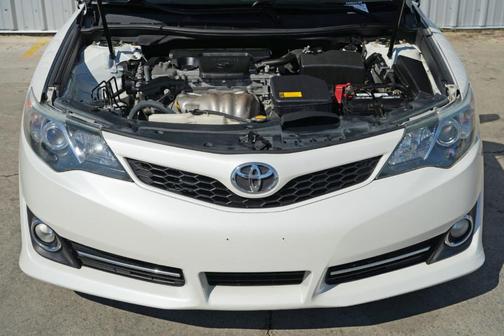 2014 Toyota Camry SE Sport