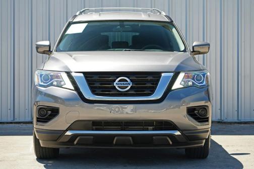 2020 Nissan Pathfinder S