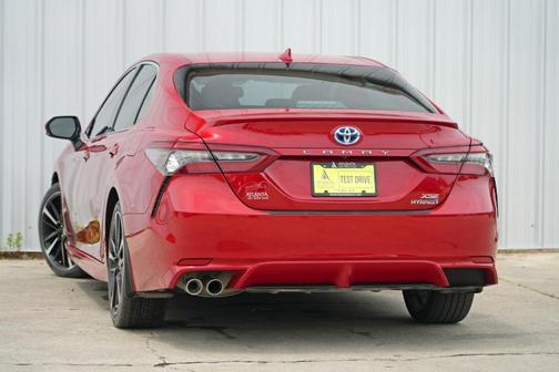 2024 Toyota Camry Hybrid XSE