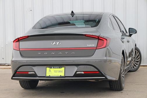 2020 Hyundai SONATA Hybrid Limited