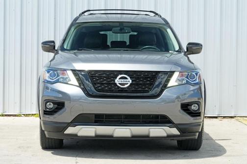 2020 Nissan Pathfinder SV