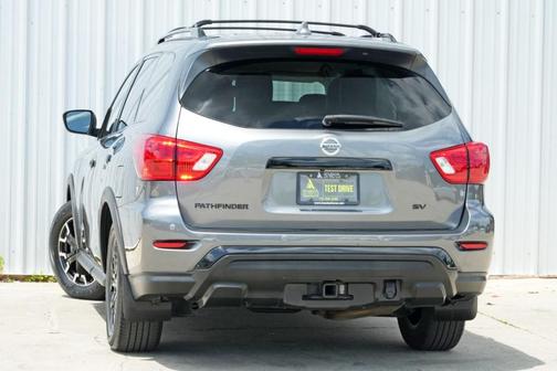 2020 Nissan Pathfinder SV