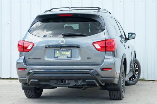 2020 Nissan Pathfinder SV