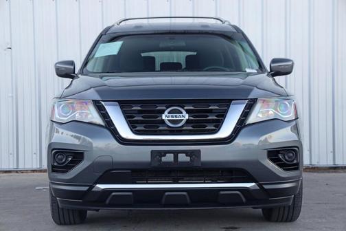 2020 Nissan Pathfinder S